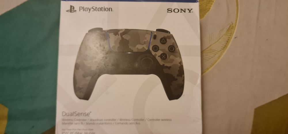 Controller ps5 camo nou!