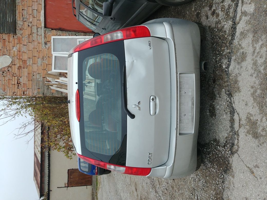 Mitsubishi colt за части