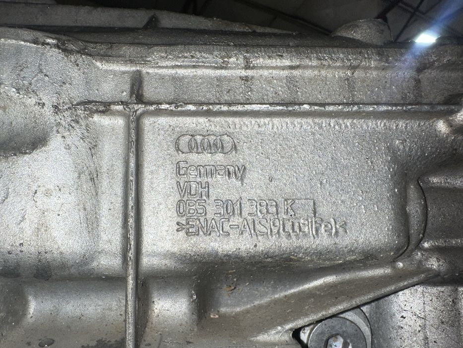 Cutie Automata Audi A6/A7/Q5 0B5 NWB S tronic 7 trepte Quattro