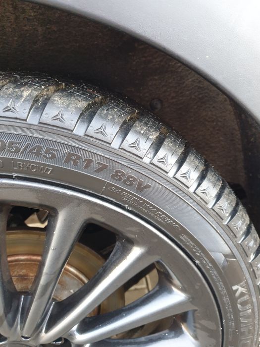 Vând Mini one cu multe piese noi