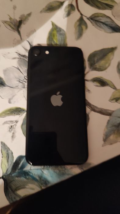 Продам       айфон