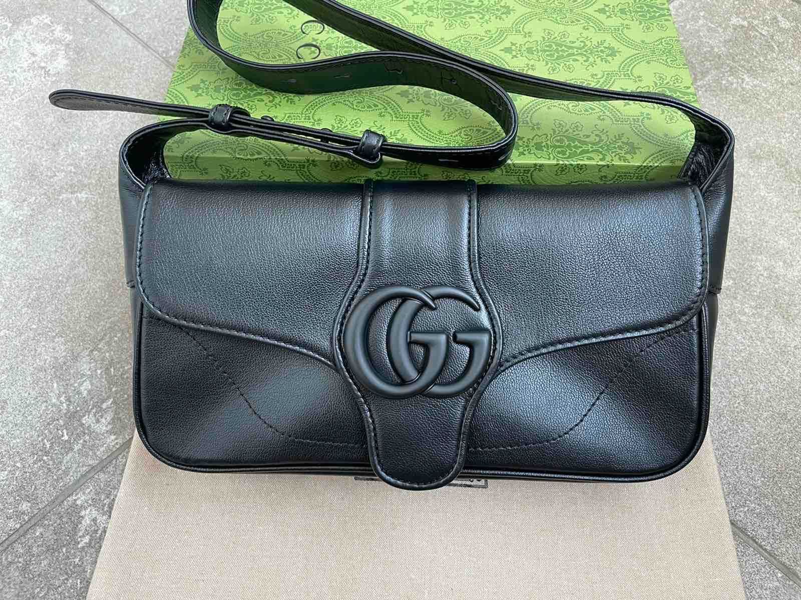 Gucci Малка Чанта Aphrodite Гучи Черна Мека Кожа GG Лого Оригинална