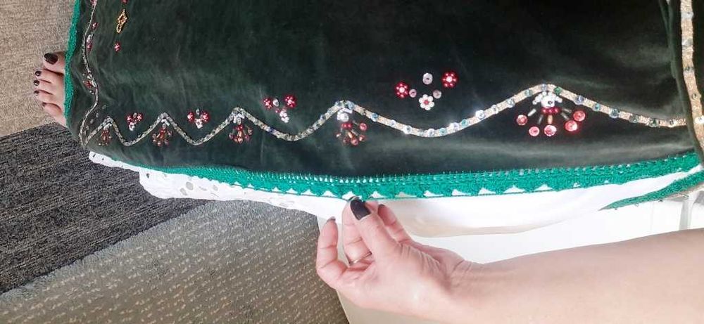 Fote cu Fuste Romanesti