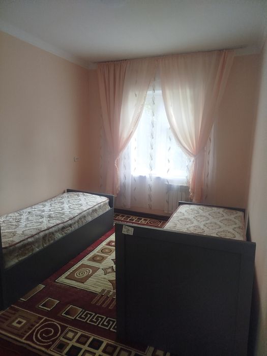 Ijaraga kvartira beriladi Sagdiyana parish olda 4 xona 2 etaj