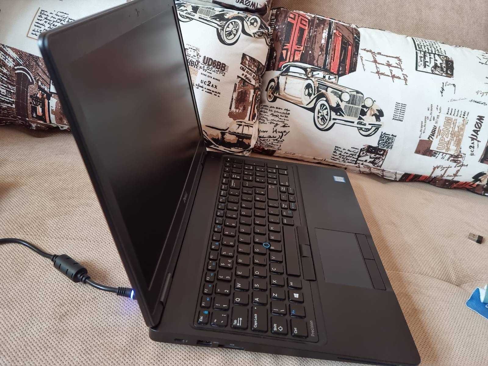 DELL Precision 3520 Workstation