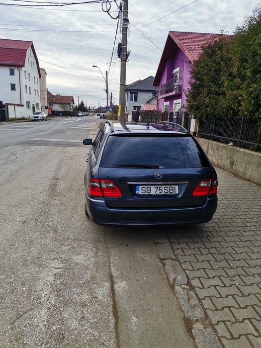 Mercedes w211 e class