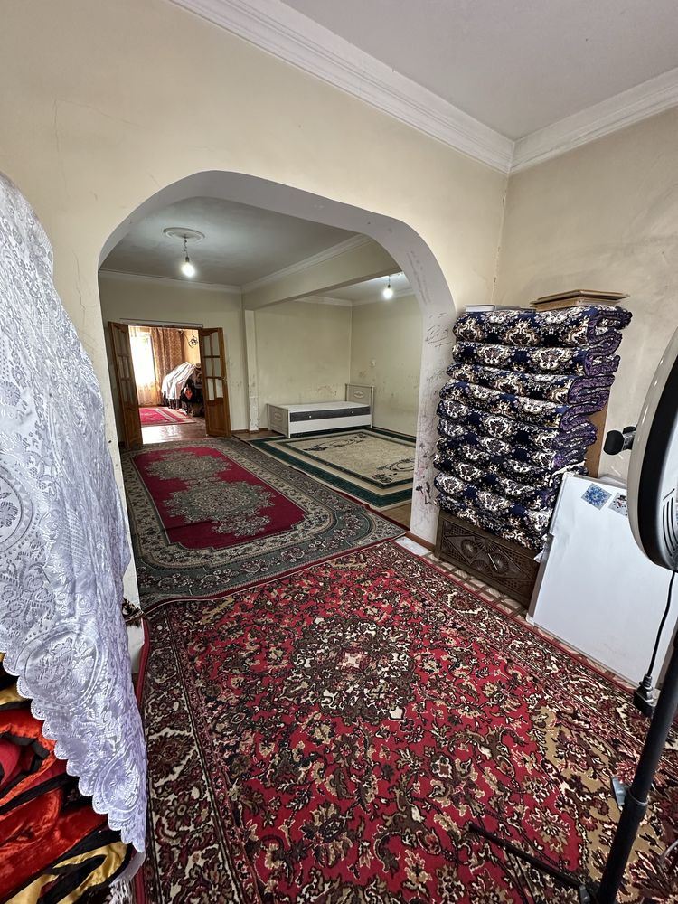 Продается квартира Юнусабад 19 квпртал 3 комнатная