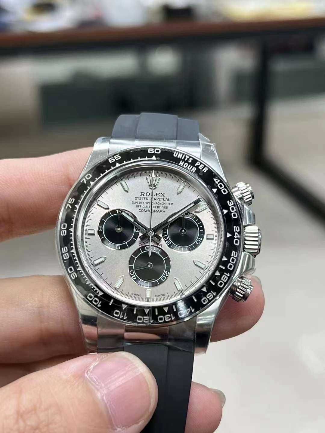 Rolex Daytona 4130 сребристо-сив / гумен