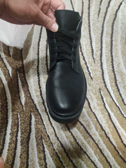 Мужские ботинки без меха из натуральной кожи