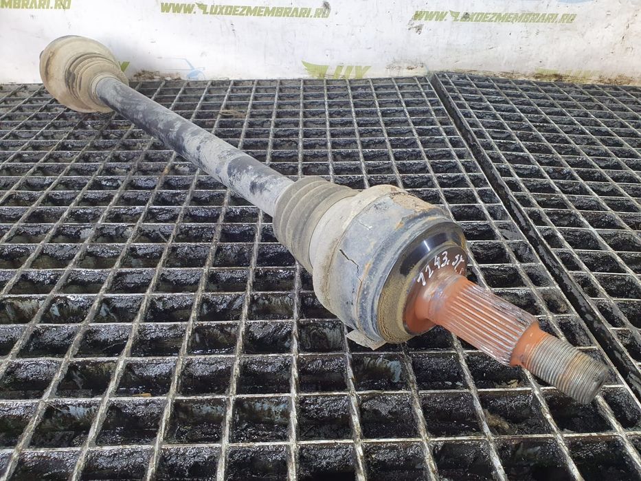 Planetara stanga spate Porsche Cayenne 958 (2010 - 2014) (1243) CRCA