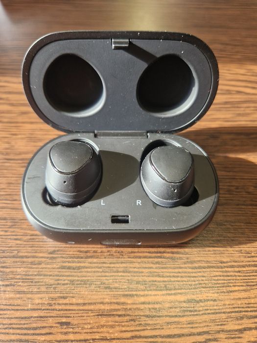 Безжични слушалки Samsung SM-R140