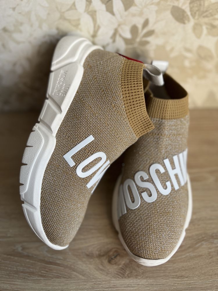 Adidasi Sneakersi Love Moschino 37 noi