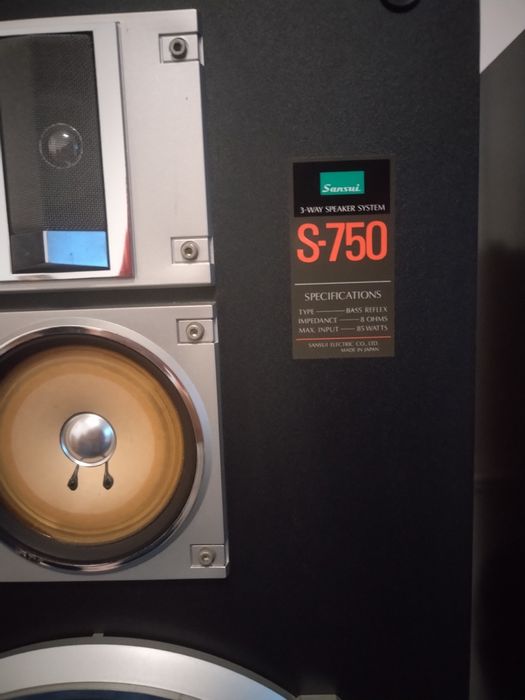 Vând sau schimb boxe originale