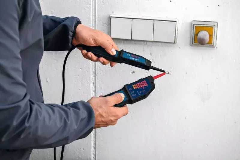 Тестер за напрежение Professional GVT 1000-15 Bosch