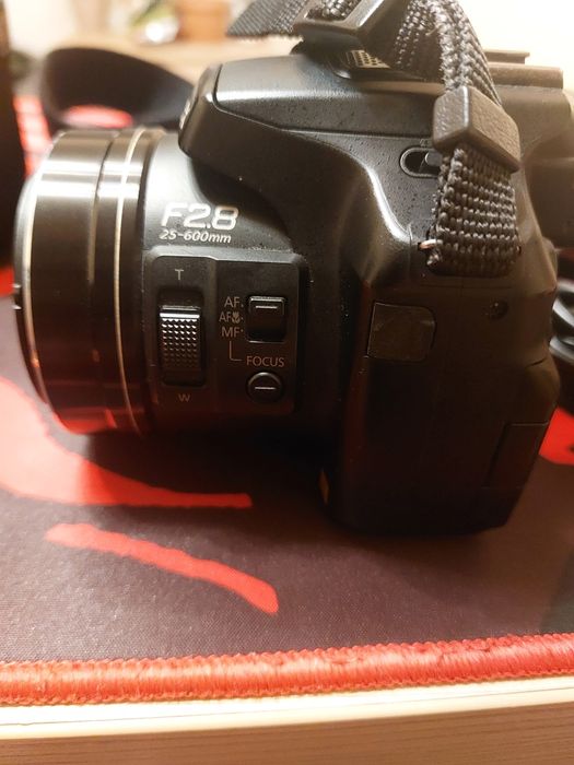 Aparat foto Panasonic dmc-fz200