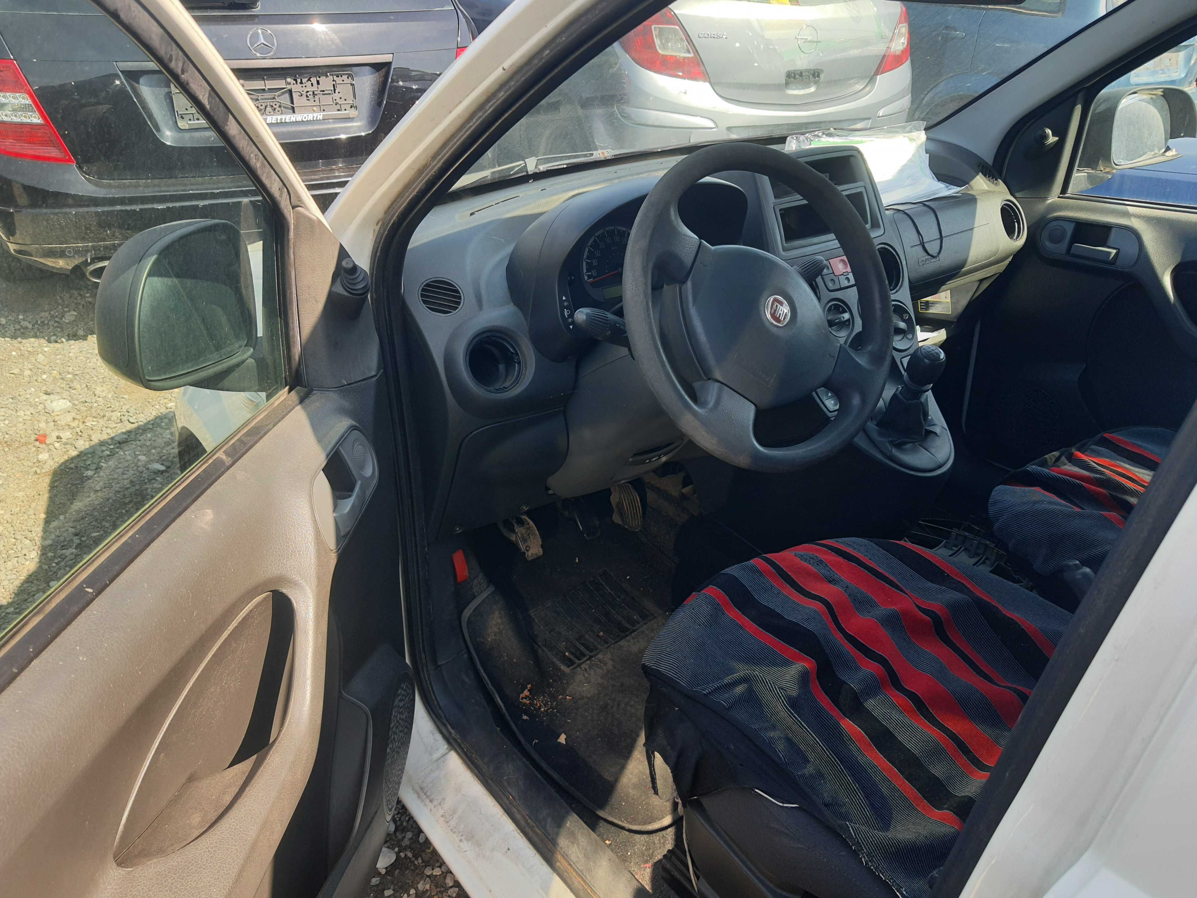 На части! Fiat Panda 1.4