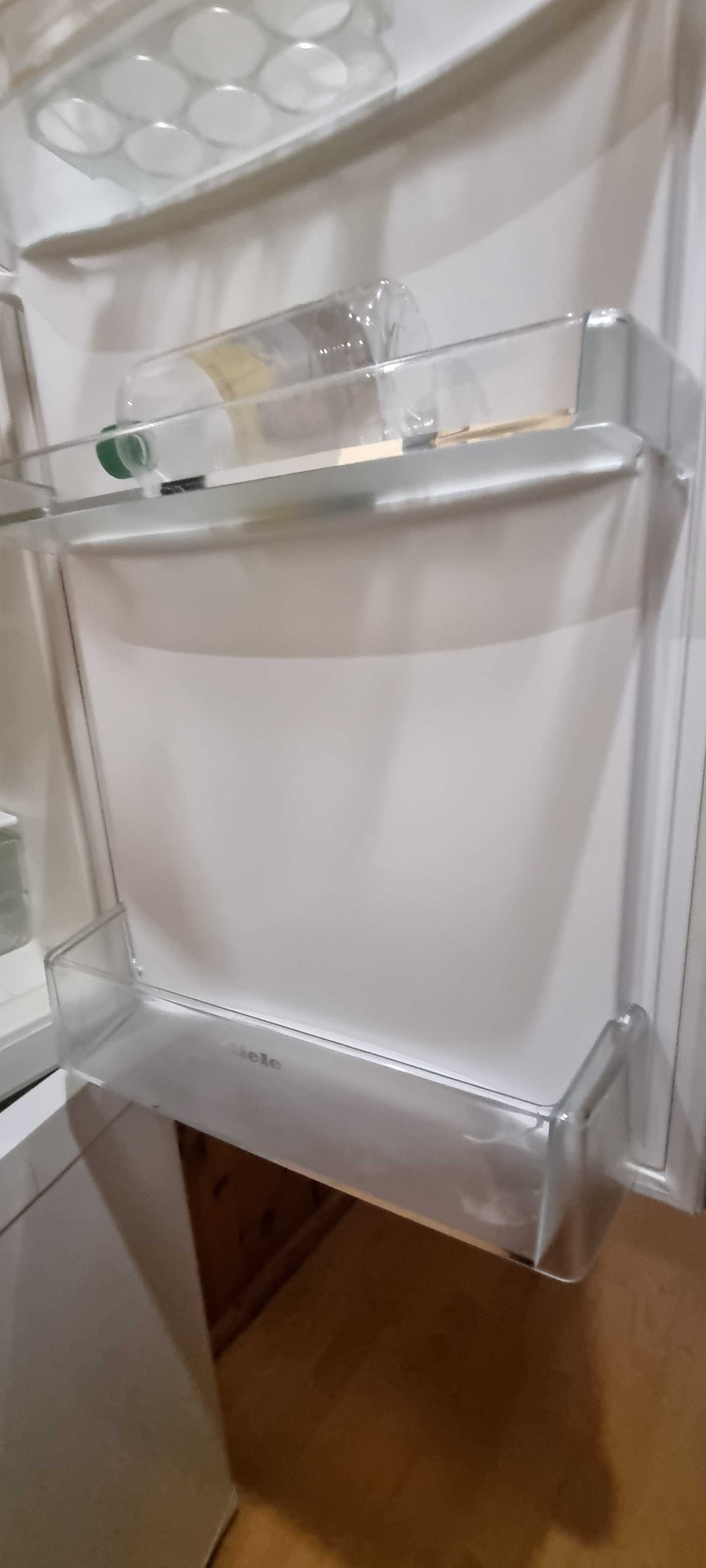 Хладилник с фризер Miele