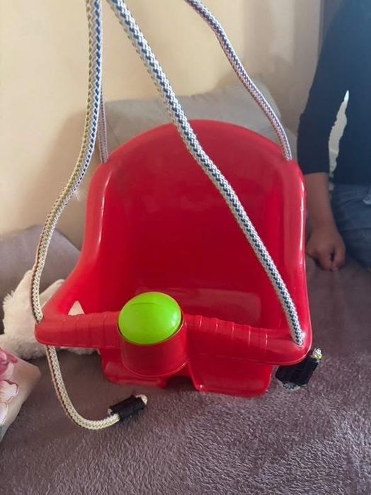 Se vinde tot , nu le dau separat mai multe poze in privat pret 400 lei