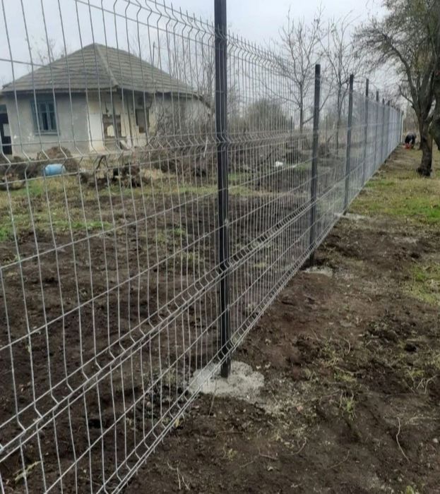 Garduri și porți la cerința clientului