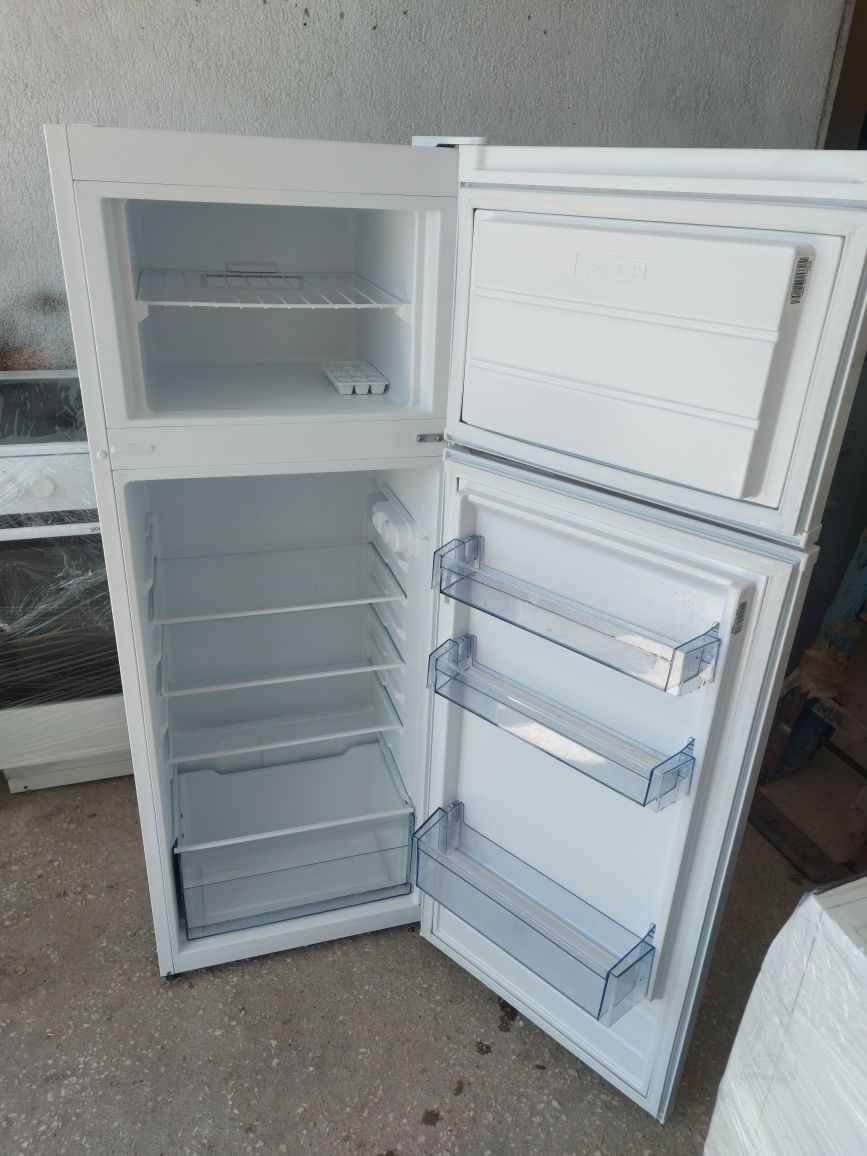 Хладилник с горна камера Gorenje
Цена:280лв
Клас: А
В добро състояние