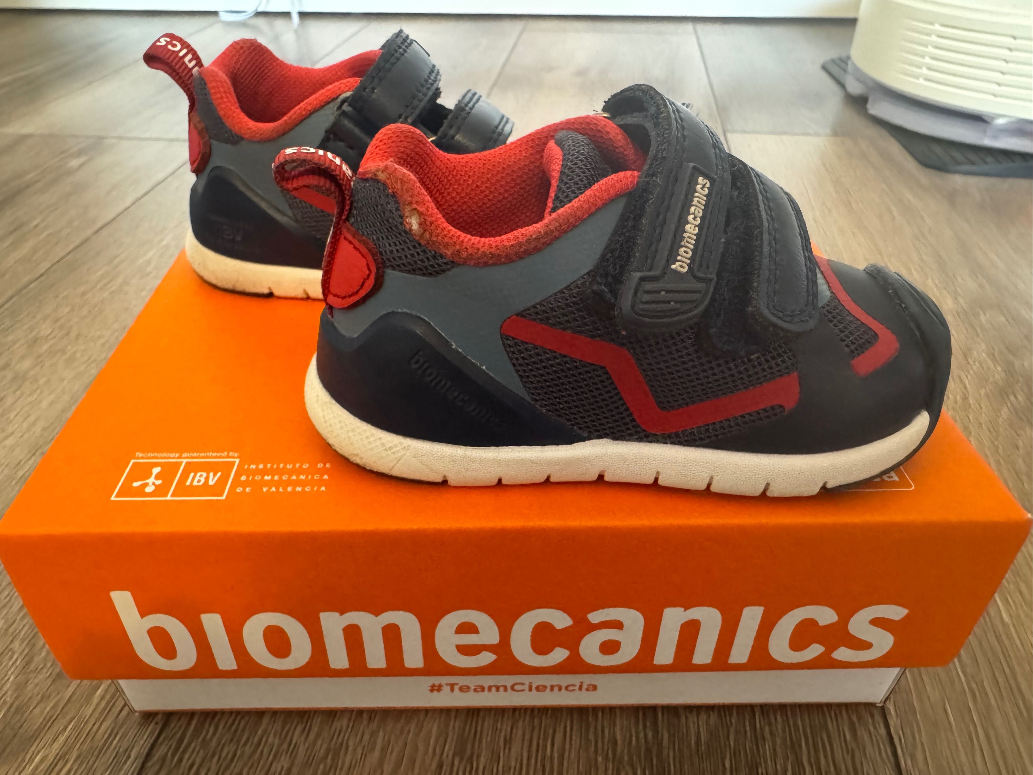 Обувки biomehanics, Mayoral и Колев и Колев
