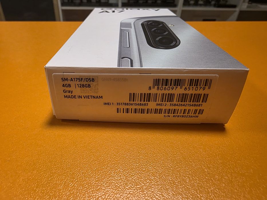 Samsung A17 128gb 4gb ram Gray sigilat factura garantie Samsung