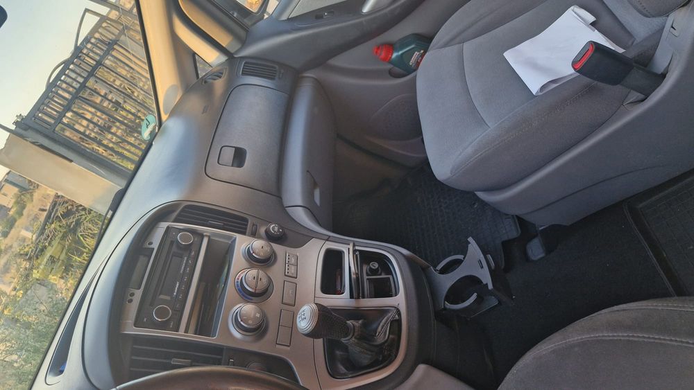 Vand Hyundai H1 7+1 locuri inmatriculat