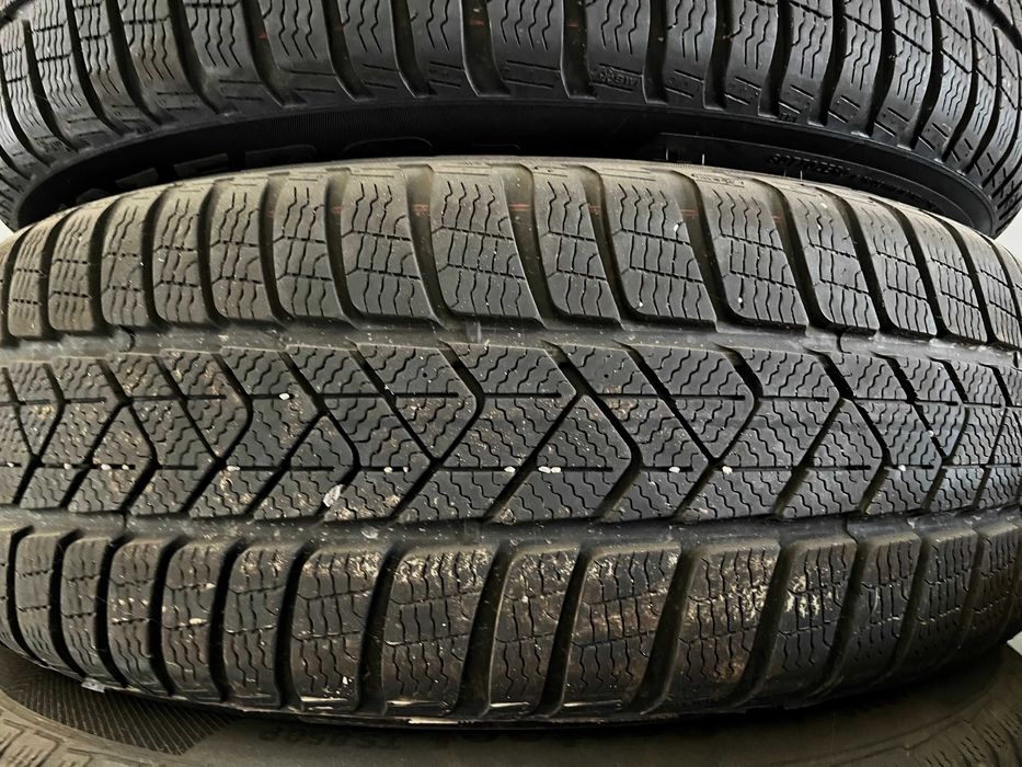 Set roti complete BMW X3 G01 225 60 R 16 Pirelli SottoZero Run Flat