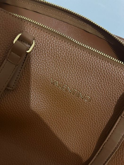 Дамска оригинална чанта Valentino