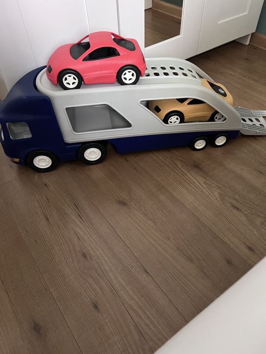 Детски автовоз с две коли Little Tikes