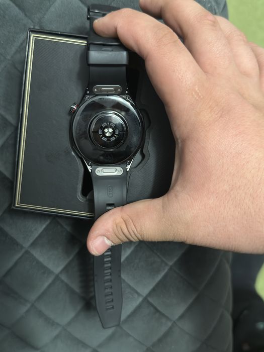 Huawei Gt 5 pro smart watch