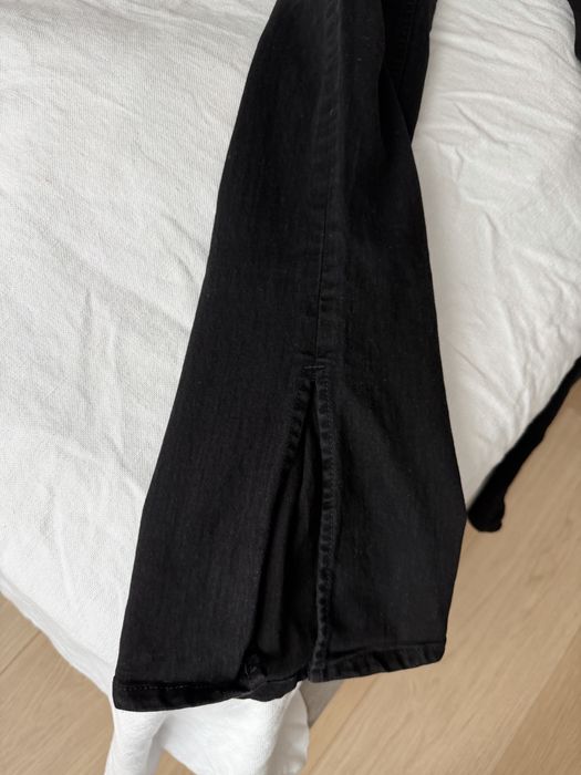 Уникален модел дънки за бременни H&M