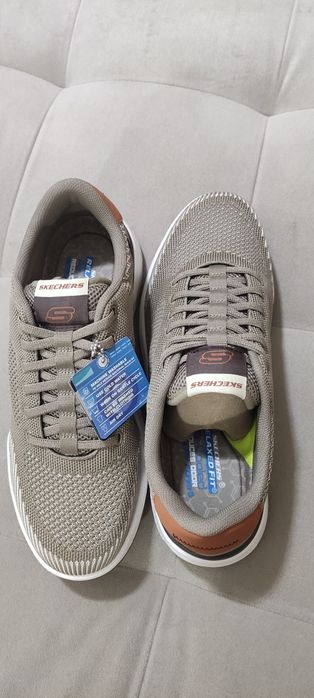 Skechers 41.5 men