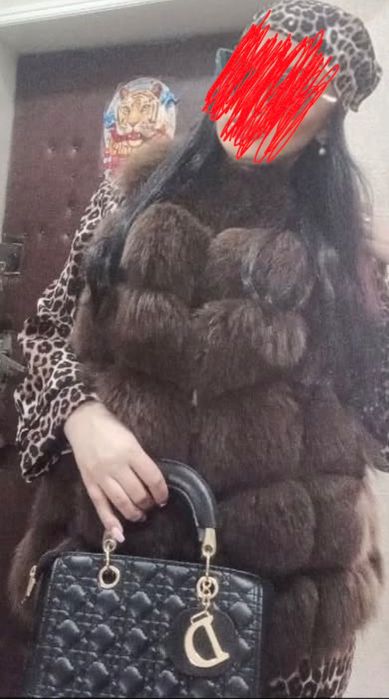 Короткая песцовая жилетка (натуральный мех)