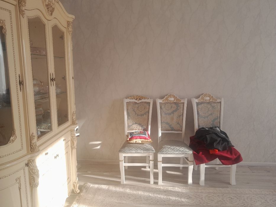 Продаётся 2 ком квартира Батыс 2