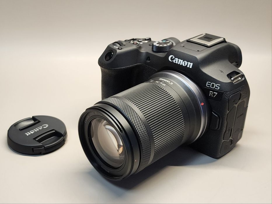 Canon R7 + Canon RF-S 18-150 + adaptor Meike EF-EOS R