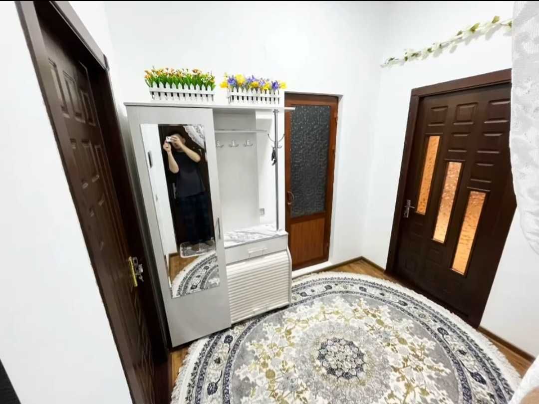 Квартира сотилади срочно