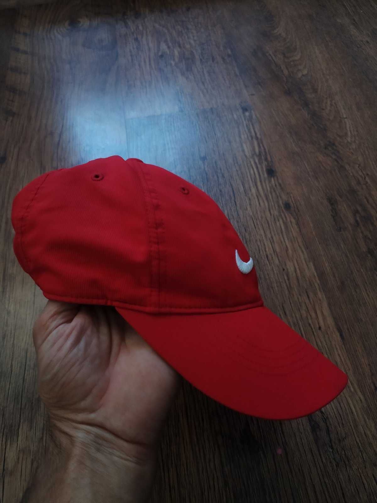 Nike Golf - страхотна мъжка шапка