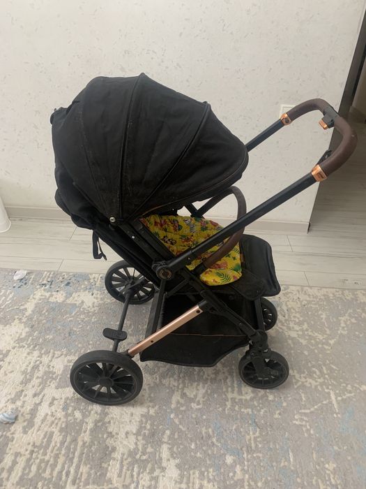 Продам детскую коляску