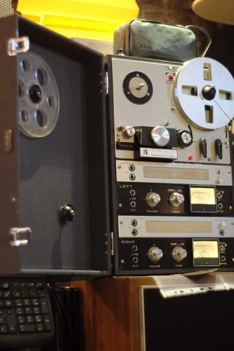 AKAI M-8 = magnetofon = 60's Full-Tube R2R Tape Recorder + extras!!