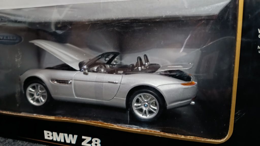 BMW Z8 1:18 welly