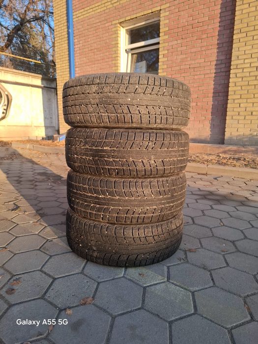 Шины  215/60/R16