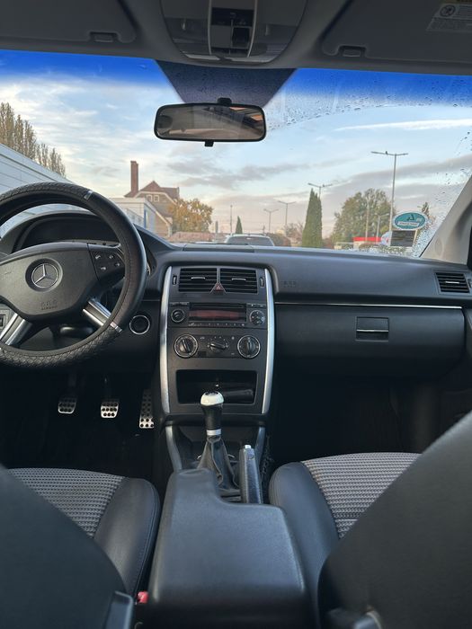 Mercedes Benz B200 2.0 CDI