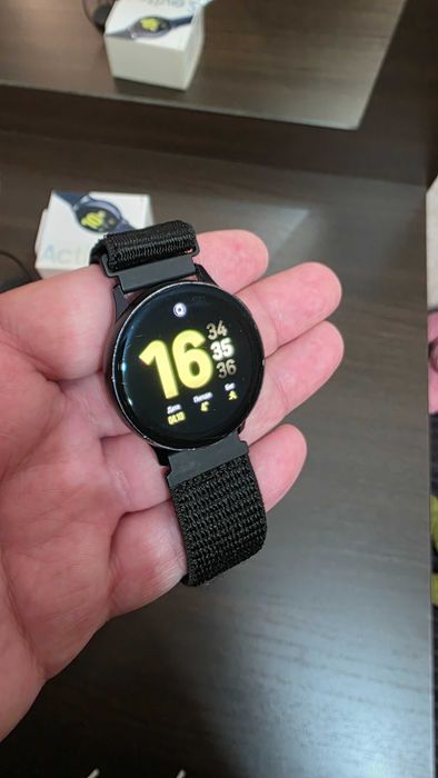 Смарт часы Samsung Galaxy Watch Active 2, 40mm, черные (оригинал)