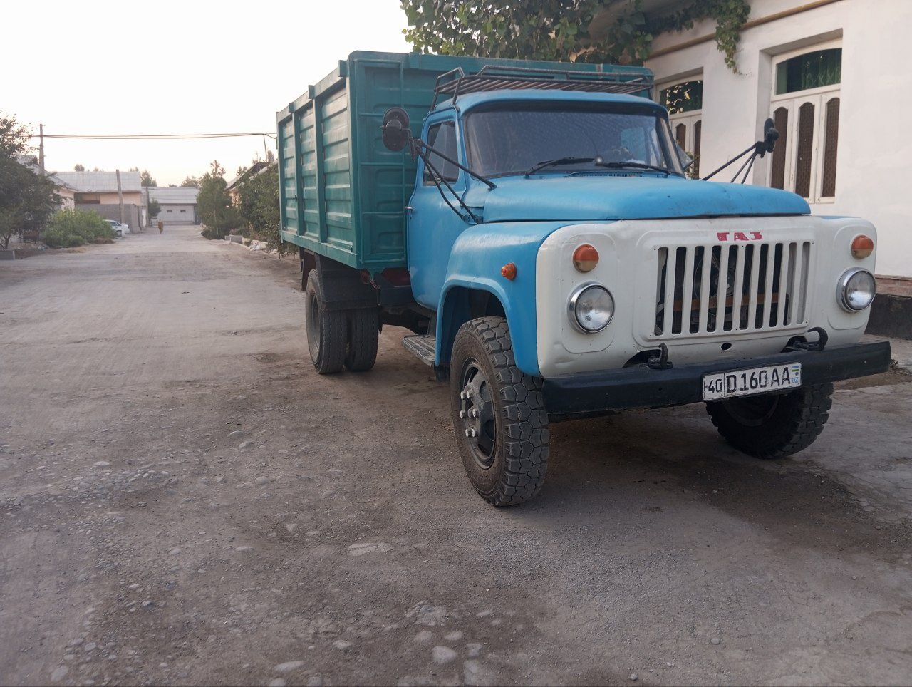 Gaz 53 sotiladi ideal
