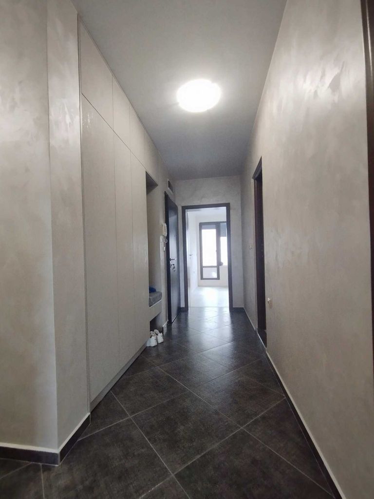 Продава се Тристаен апартамент в Пловдив, Каменица 2 - 109 кв.м за 2647 €/кв.м - Снимка #6
