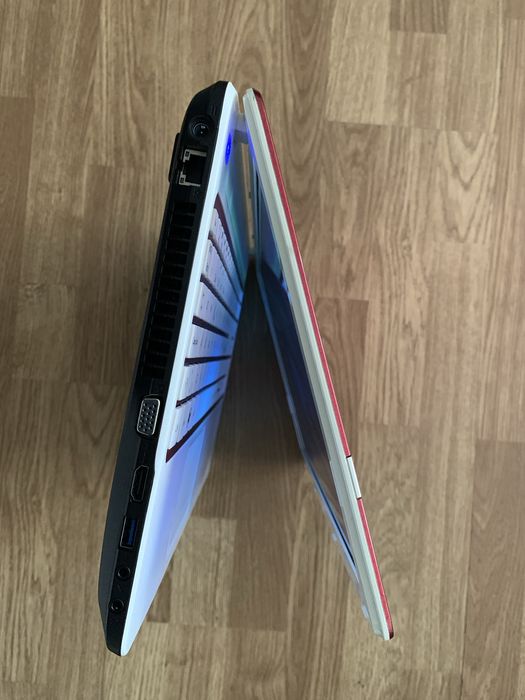 Laptop Packard-bell display 15,6 led,500gb mem,4gb ram,baterie buna.