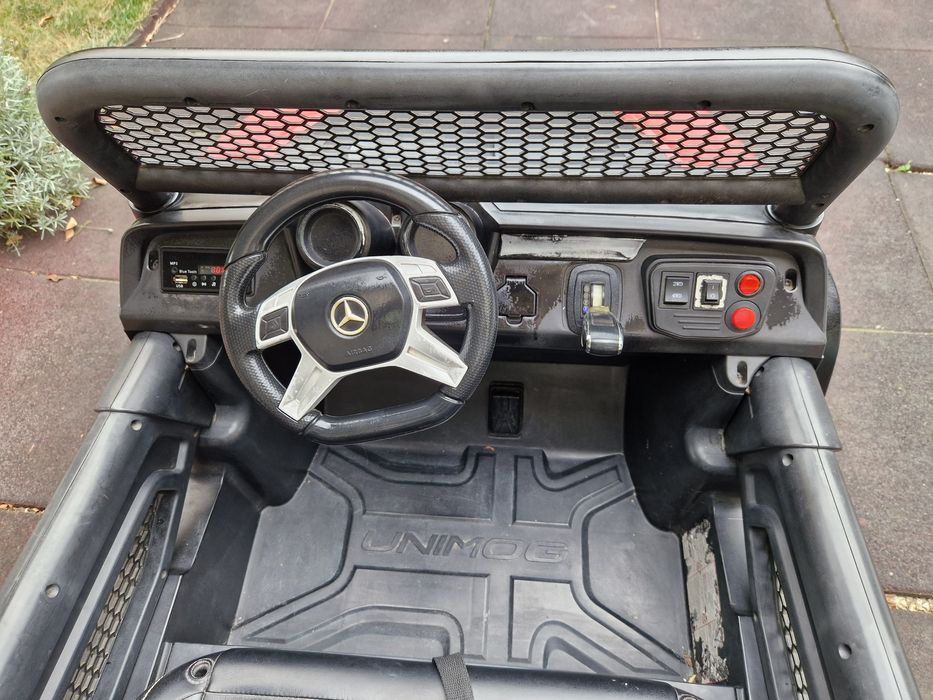 Vand masinuta copii Mercedes Unimog 4x4 suspensii