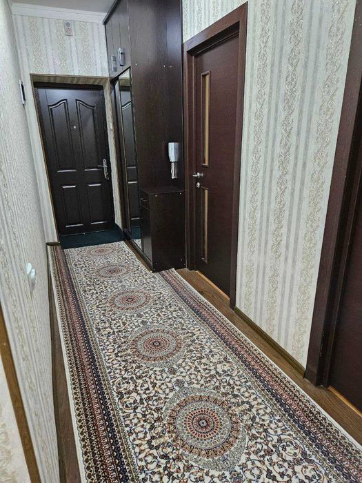 Продаётся своя квартира в Янгихаятском районе 9-стр. уч. С ремонтом