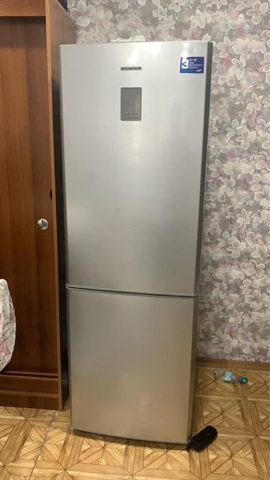 Холодильник самсунг